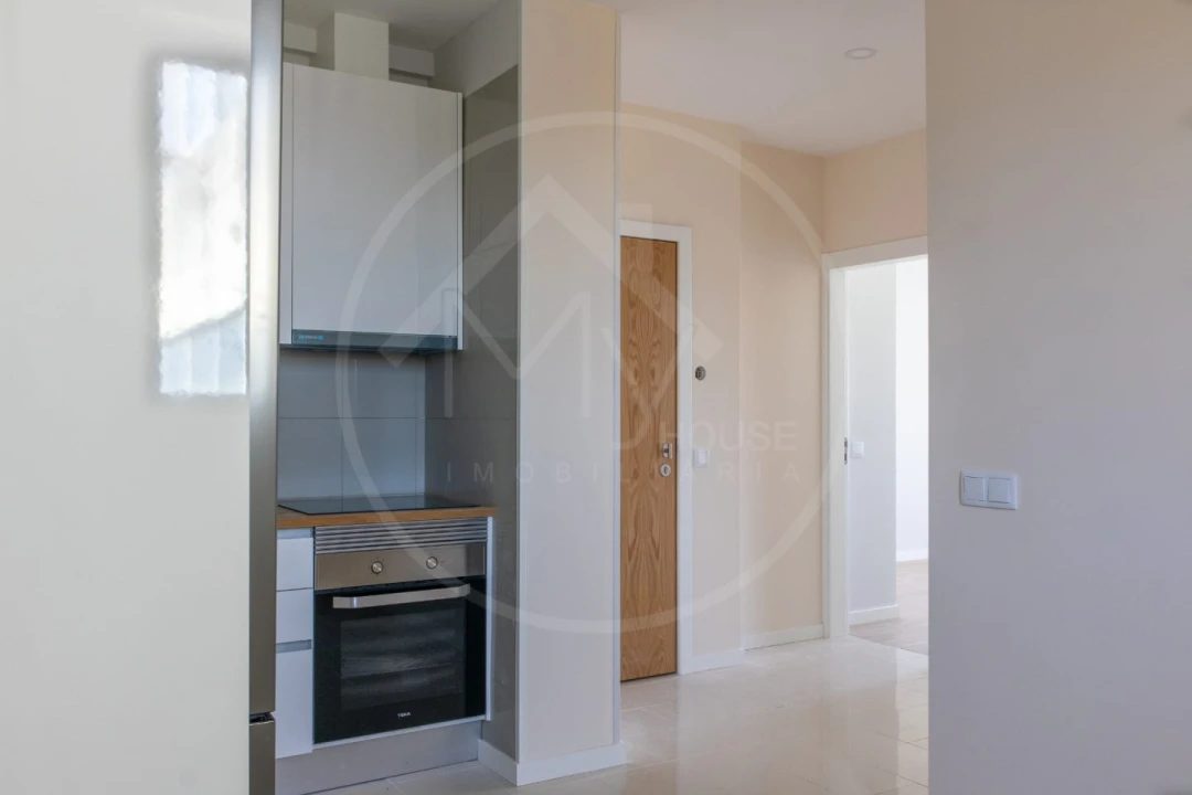 Apartamento T3 para Venda em Aldoar, Foz do Douro e Nevogilde Foto 4