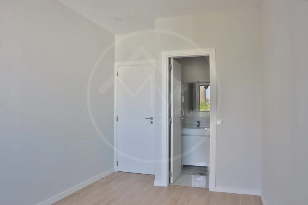 Apartamento T3 para Venda em Aldoar, Foz do Douro e Nevogilde Foto 14