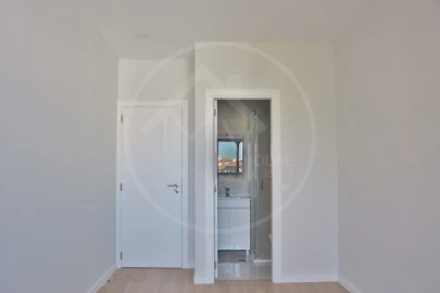 Apartamento T3 para Venda em Aldoar, Foz do Douro e Nevogilde