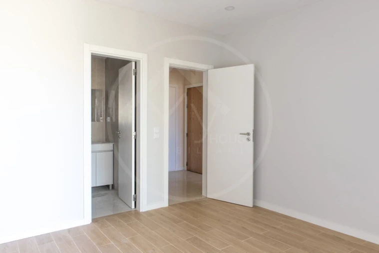Apartamento T3 para Venda em Aldoar, Foz do Douro e Nevogilde Foto 8