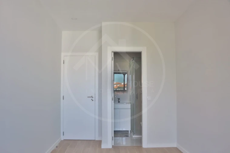 Apartamento T3 para Venda em Aldoar, Foz do Douro e Nevogilde Foto 13