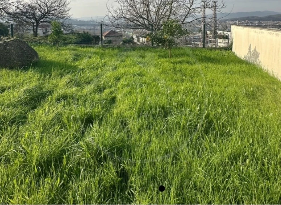 Moradia T4 para Venda em Urgezes Foto 20