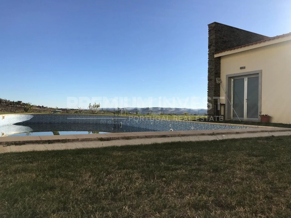 Moradia T6 para Venda em Vilas Boas e Vilarinho das Azenhas Foto 3