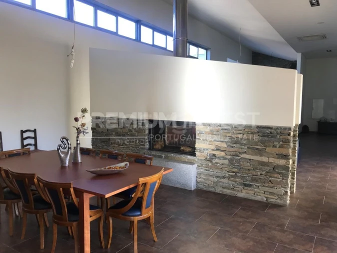 Moradia T6 para Venda em Vilas Boas e Vilarinho das Azenhas Foto 7