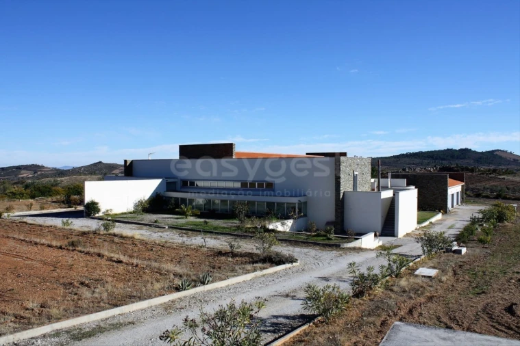 Moradia T6 para Venda em Vilas Boas e Vilarinho das Azenhas Foto 1