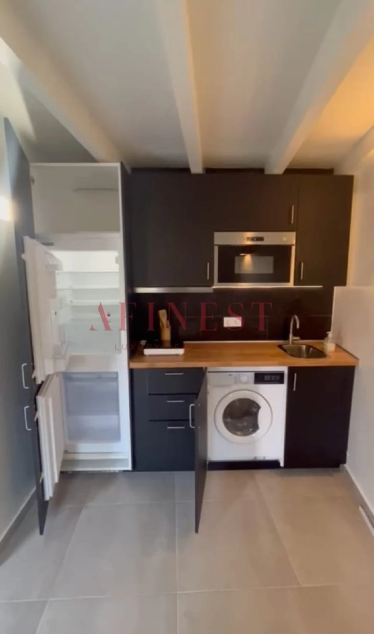 Moradia T1 para Arrendamento em Alcantara Foto 1