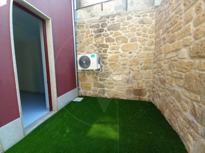 Loja para Arrendamento em Nossa Senhora da Conceição, São Pedro e São Dinis Foto 4