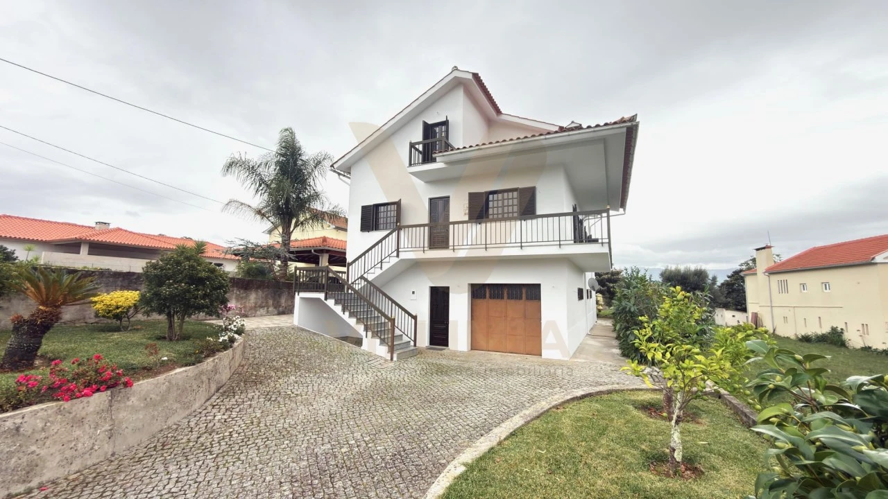 Moradia T5 para Venda em Fontão Foto 5