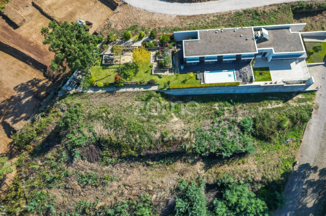 Terreno para Venda em Vila Nova de Cerveira e Lovelhe Foto 5