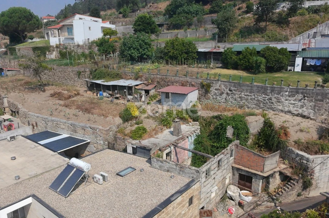 Moradia T3 para Venda em Vale (São Cosme), Telhado e Portela Foto 2