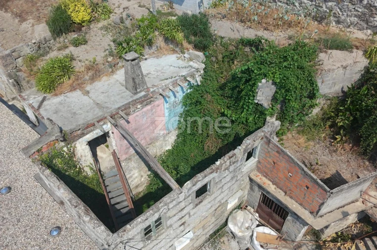 Moradia T3 para Venda em Vale (São Cosme), Telhado e Portela Foto 4