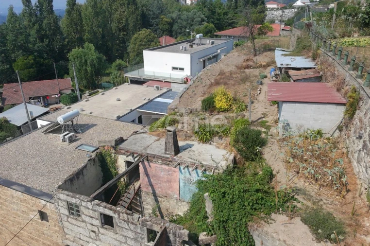 Moradia T3 para Venda em Vale (São Cosme), Telhado e Portela Foto 8