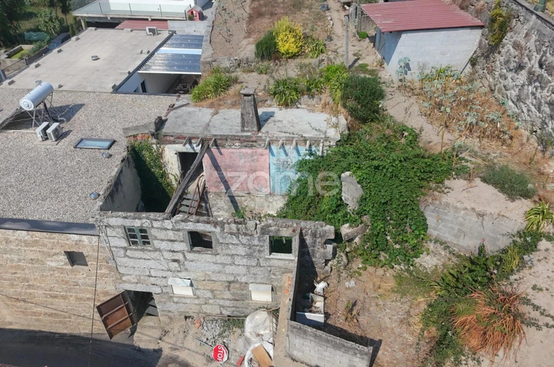 Moradia T3 para Venda em Vale (São Cosme), Telhado e Portela Foto 9