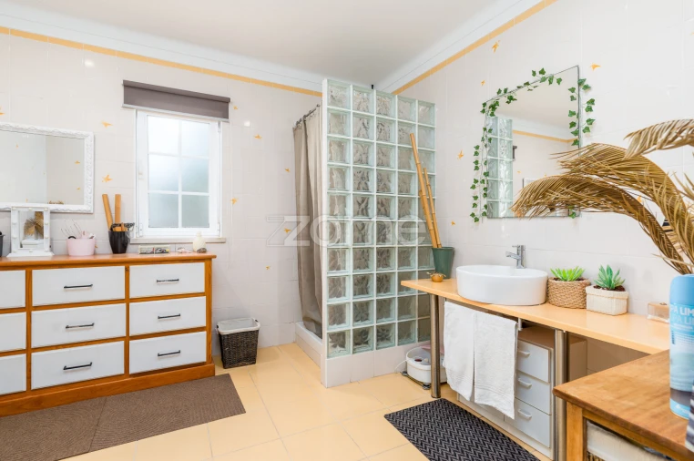 Moradia T6 para Venda em Fazendas de Almeirim Foto 35