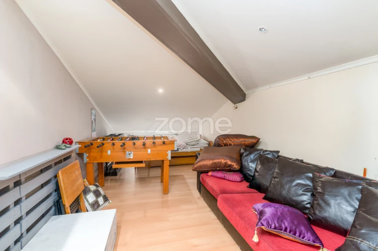 Moradia T6 para Venda em Fazendas de Almeirim Foto 48