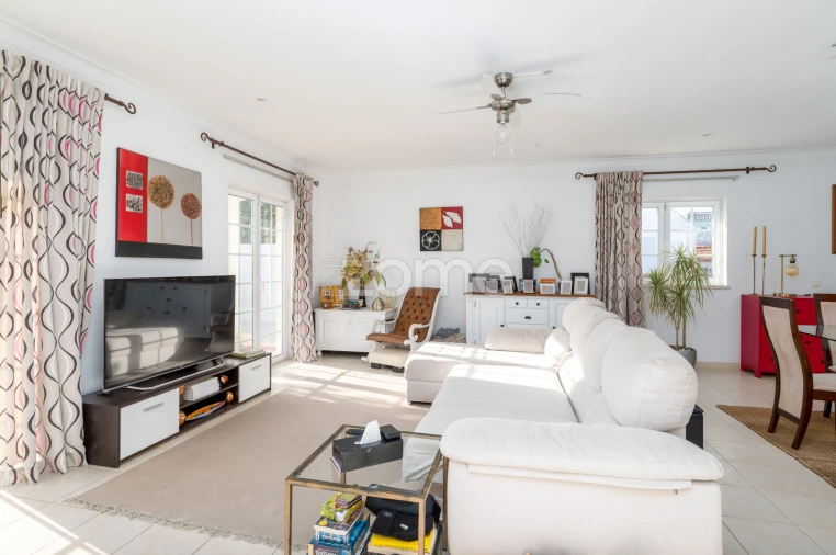 Moradia T6 para Venda em Fazendas de Almeirim Foto 38