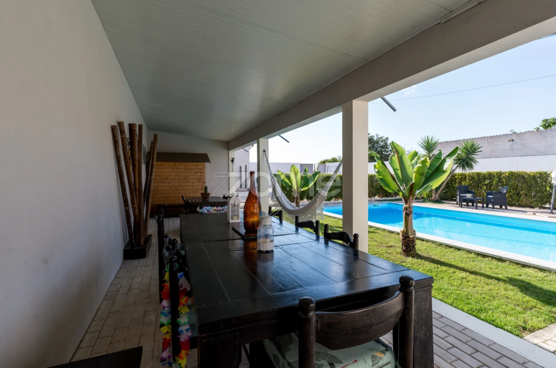Moradia T6 para Venda em Fazendas de Almeirim Foto 9