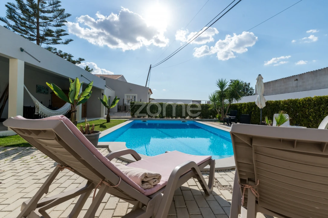 Moradia T6 para Venda em Fazendas de Almeirim Foto 10