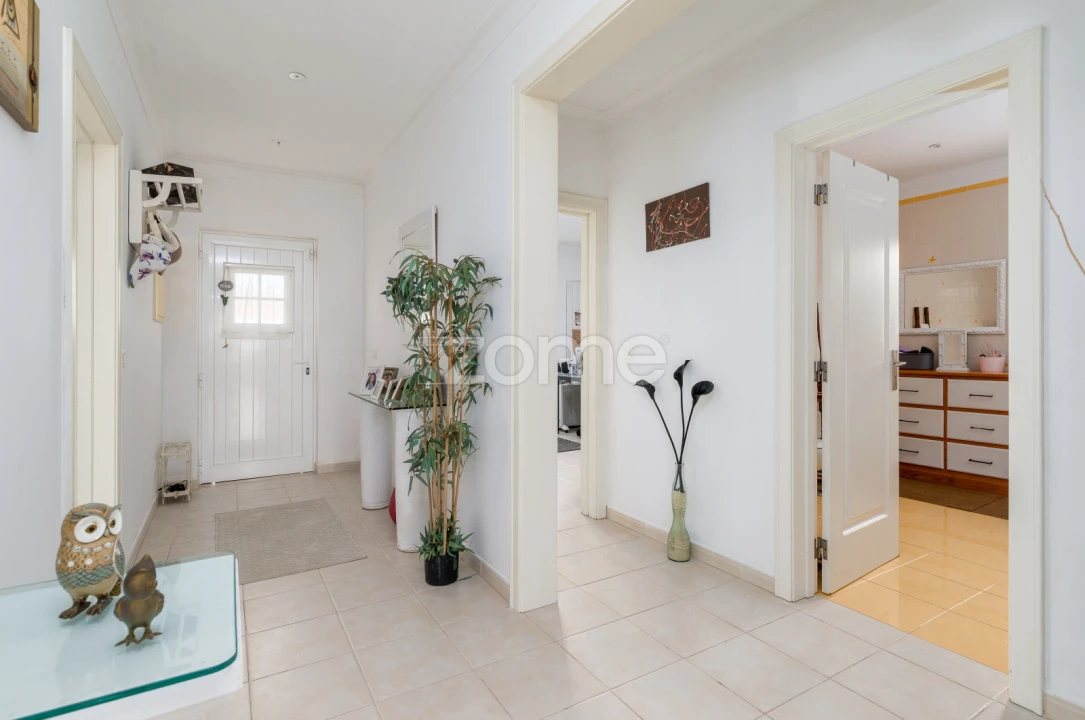 Moradia T6 para Venda em Fazendas de Almeirim Foto 27