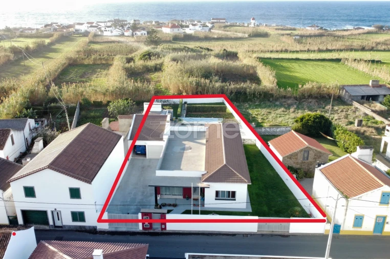 Moradia T3 para Venda em Mosteiros Foto 23