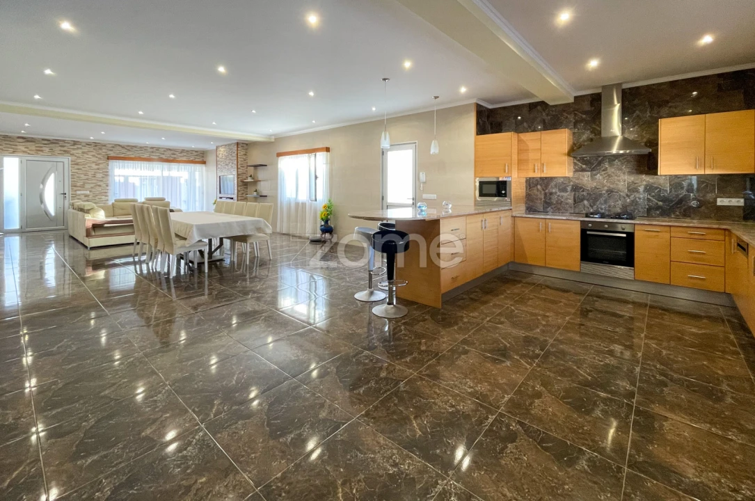 Moradia T3 para Venda em Mosteiros Foto 7