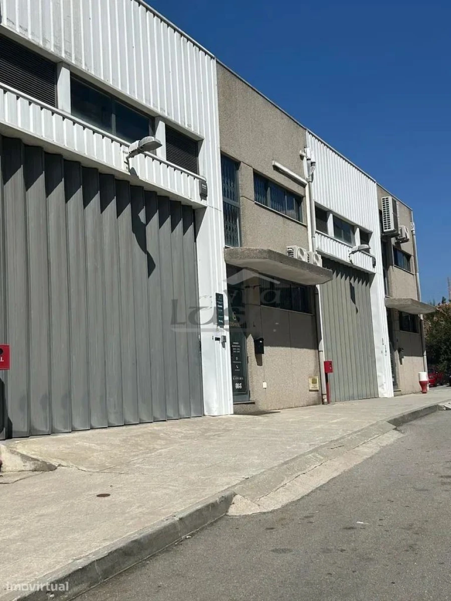 Armazém para Venda em Ermesinde Foto 4