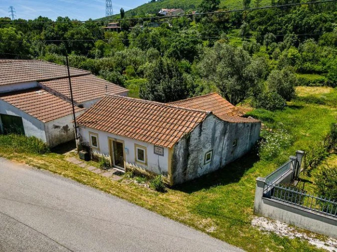 Moradia T2 para Venda em Pousaflores Foto 17