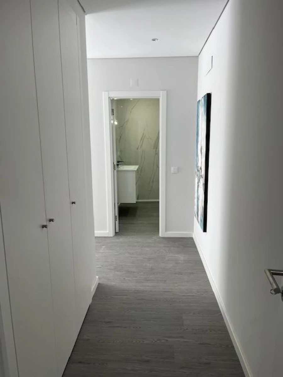 Apartamento T3 para Venda em Olhão Foto 6