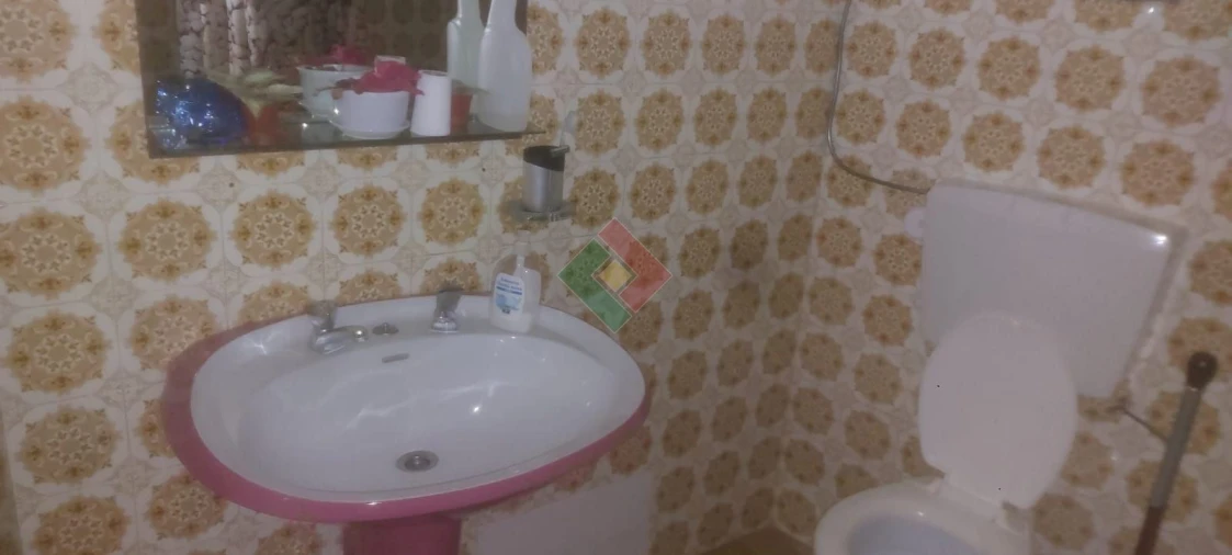 Moradia T5 para Venda em Sé e São Lourenço Foto 22