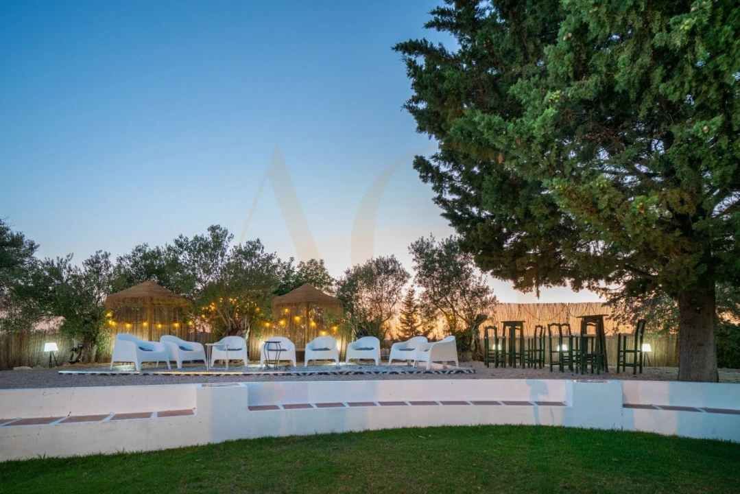 Moradia T7 para Venda em Luz de Tavira e Santo Estêvão Foto 3