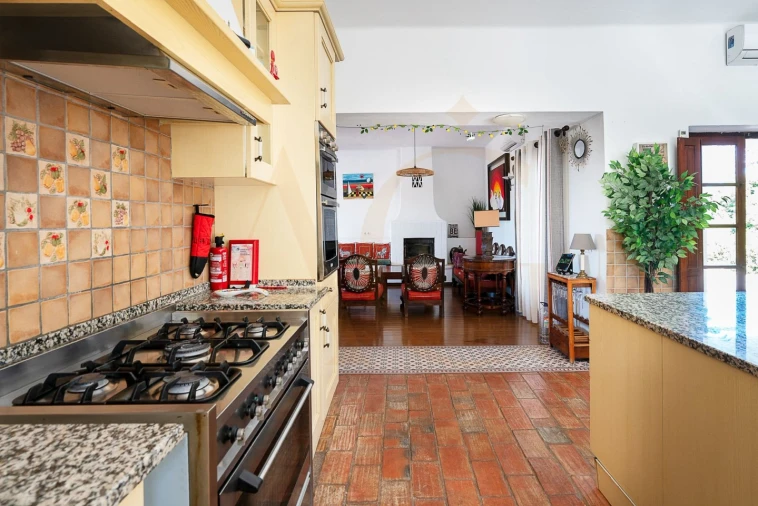 Moradia T7 para Venda em Luz de Tavira e Santo Estêvão Foto 37