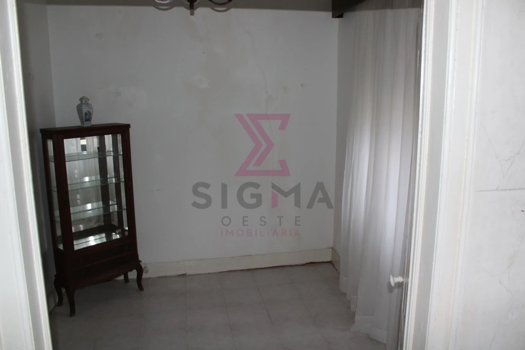 Moradia T6 para Venda em Serra D'El-Rei Foto 27