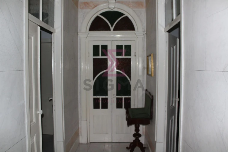 Moradia T6 para Venda em Serra D'El-Rei Foto 38