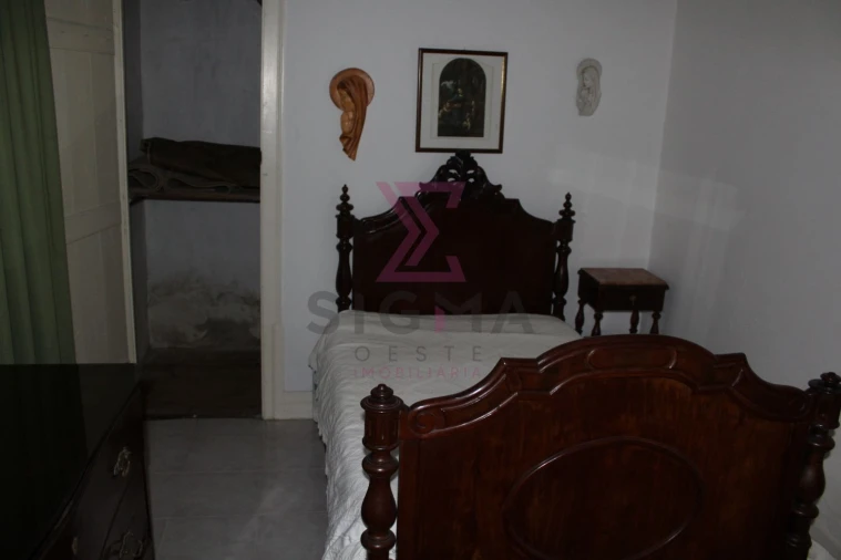 Moradia T6 para Venda em Serra D'El-Rei Foto 36