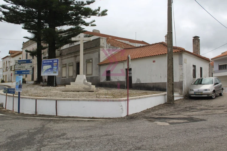 Moradia T6 para Venda em Serra D'El-Rei Foto 16