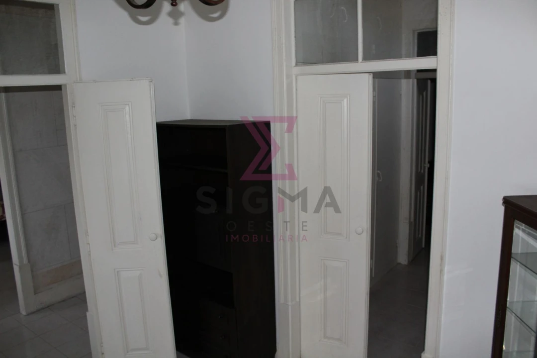 Moradia T6 para Venda em Serra D'El-Rei Foto 26