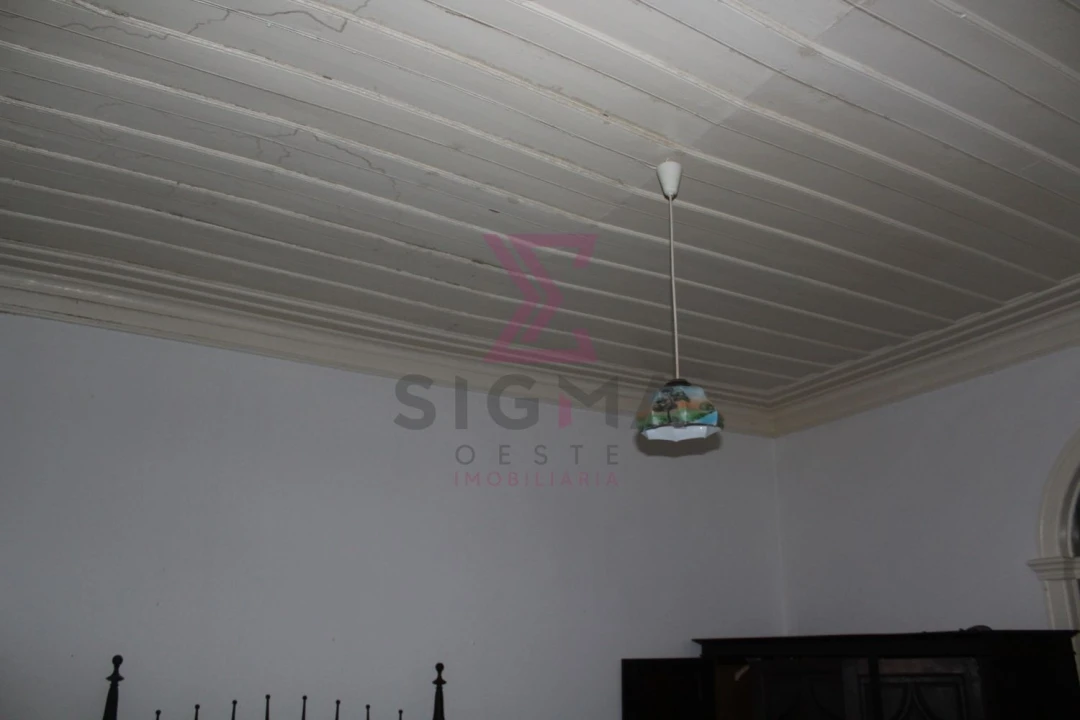 Moradia T6 para Venda em Serra D'El-Rei Foto 16