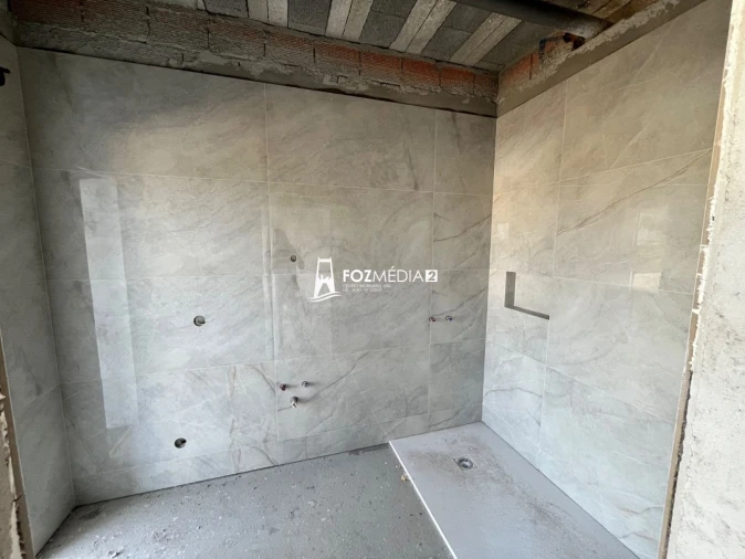 Moradia T3 para Venda em Lavos Foto 5