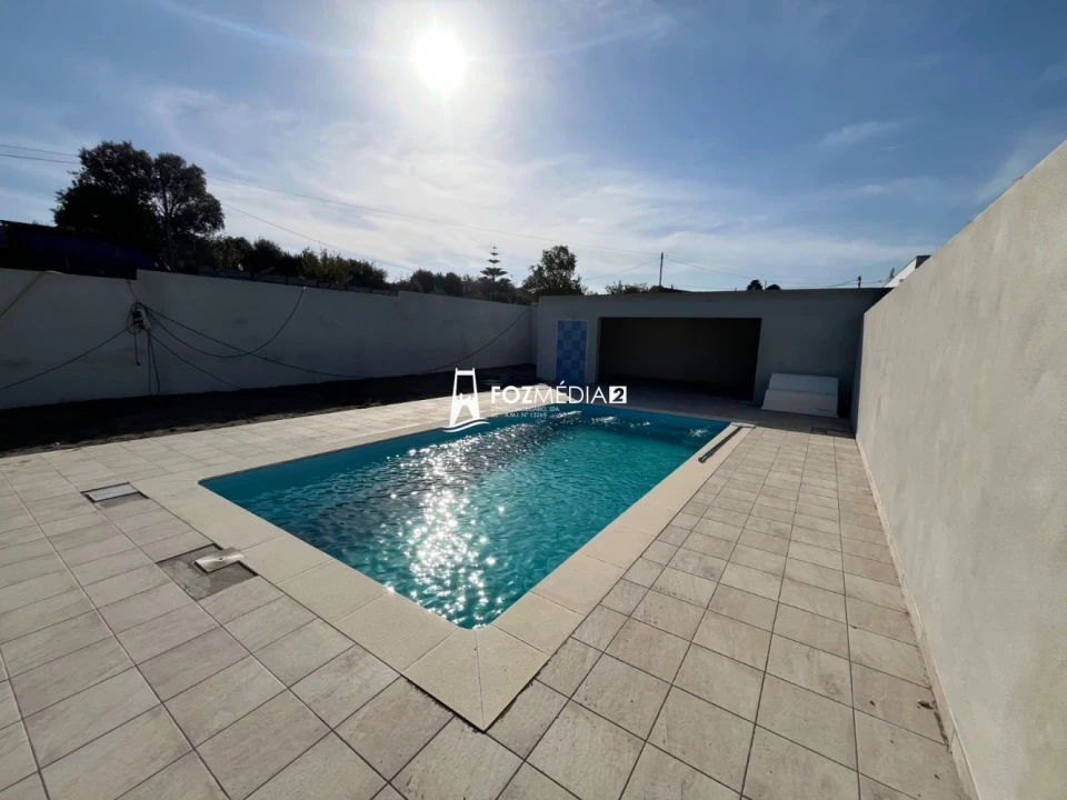 Moradia T3 para Venda em Lavos Foto 6