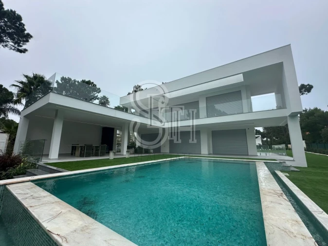 Moradia T5 para Venda em Charneca de Caparica e Sobreda Foto 1