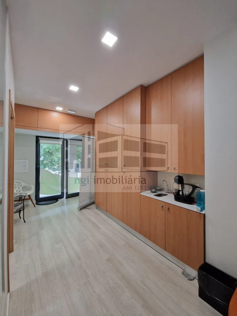 Loja para Arrendamento em Parque das Nações Foto 10