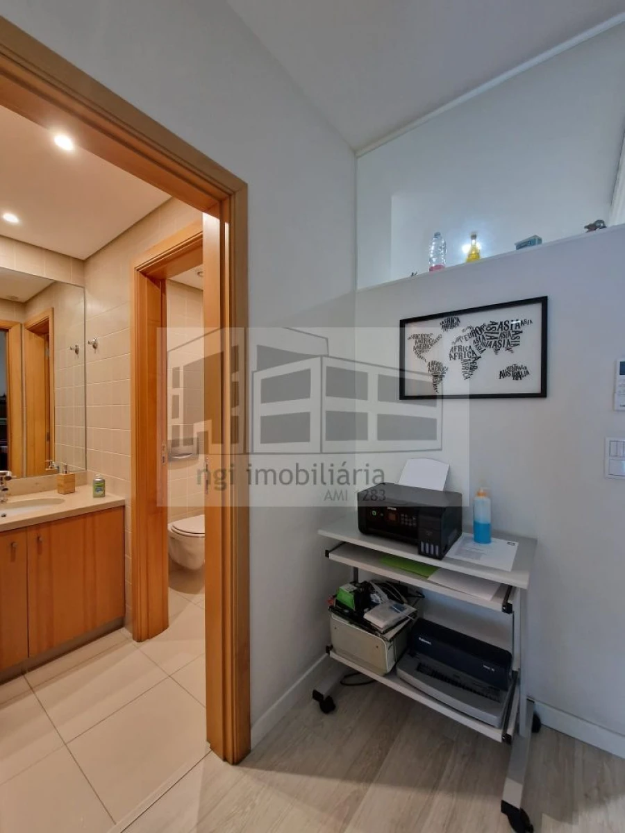 Loja para Arrendamento em Parque das Nações Foto 15