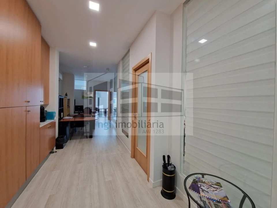 Loja para Arrendamento em Parque das Nações Foto 4