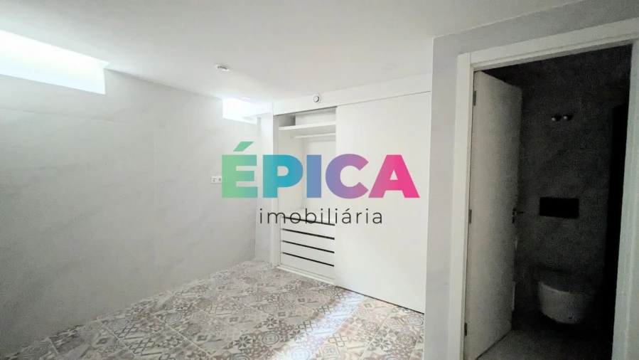 Loja para Arrendamento em Campo de Ourique Foto 23