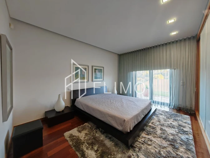 Moradia T3 para Venda em Escapães Foto 9