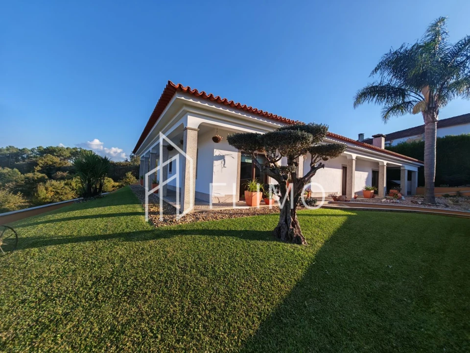 Moradia T3 para Venda em Escapães Foto 24