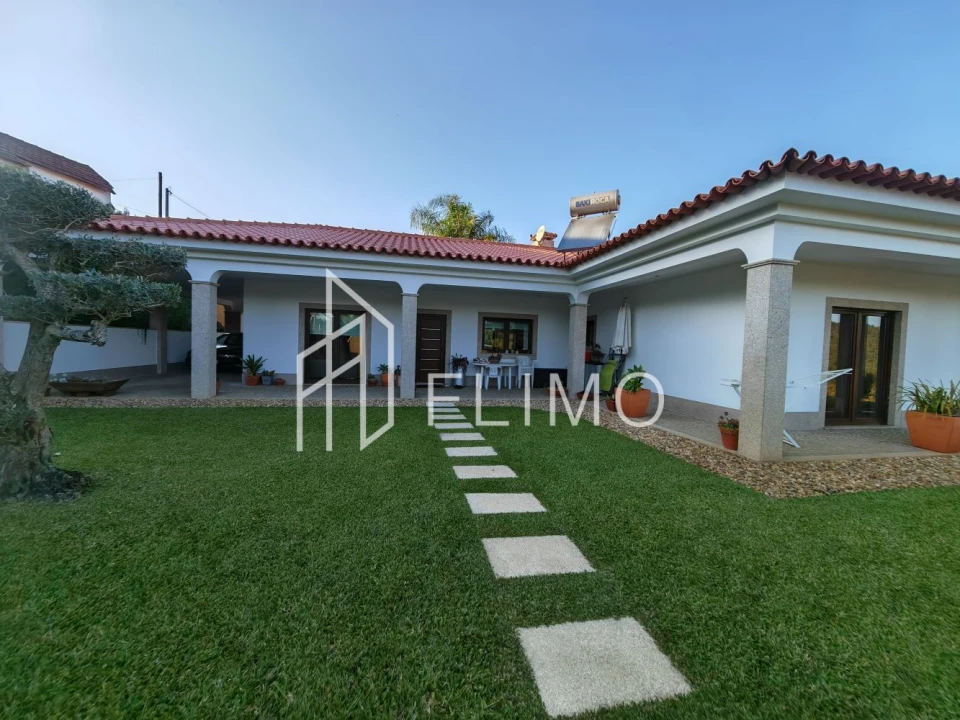 Moradia T3 para Venda em Escapães Foto 19