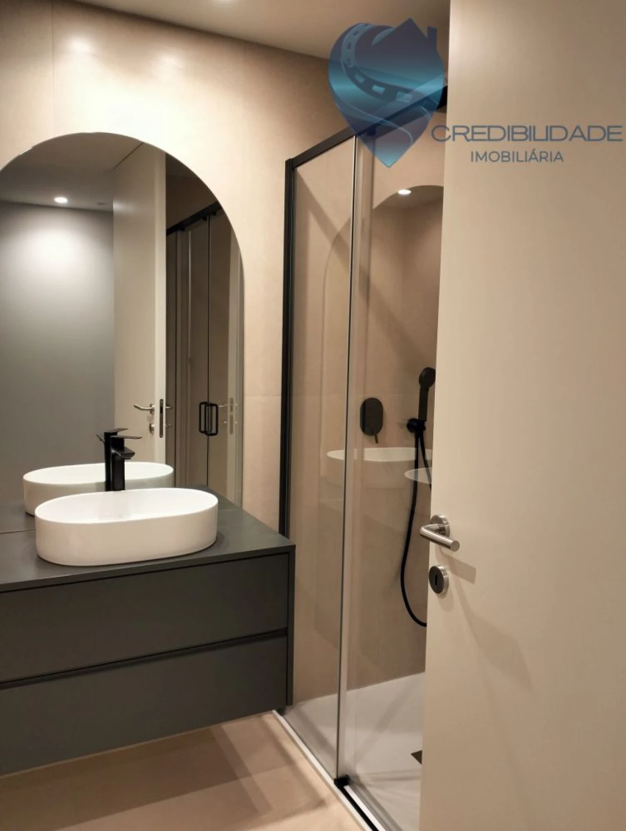 Apartamento T1 para Venda em Azurem Foto 1