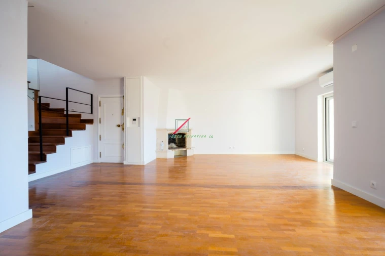 Apartamento T4 para Venda em Cascais e Estoril Foto 56