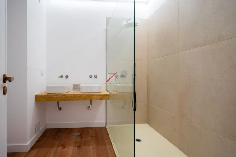 Apartamento T4 para Venda em Cascais e Estoril Foto 81